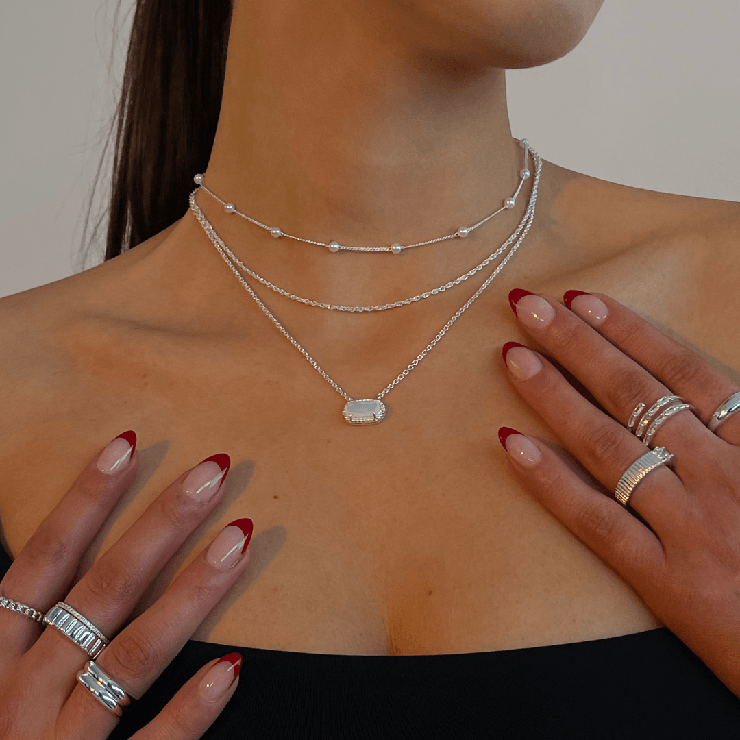 Aura Pendant Necklace