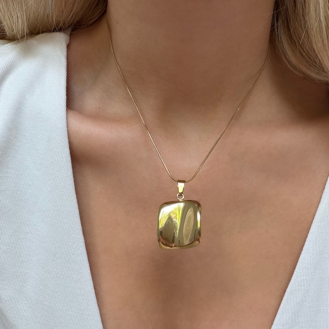 Melted Muse Pendant Necklace